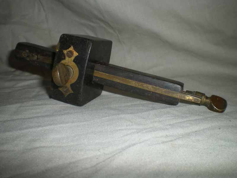 Marking gauge
