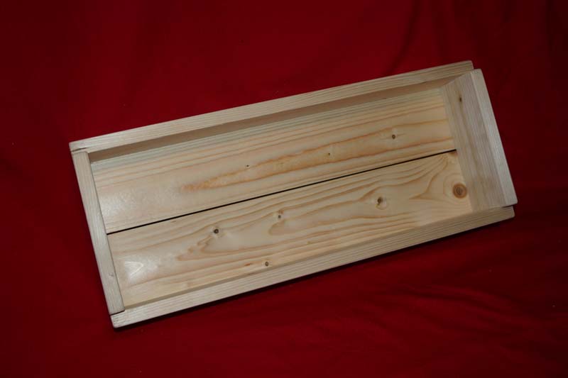 Long softwood tray