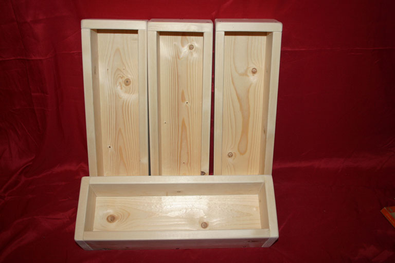 Softwood small storage trays / boxes